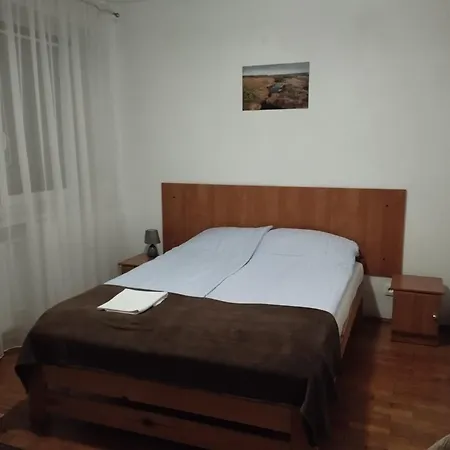 Pod Wyciagiem Szálloda *